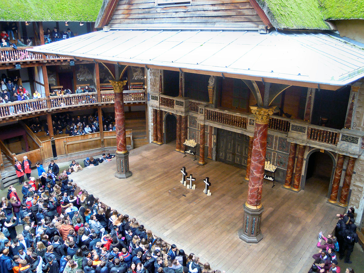 interior of the globe theatre