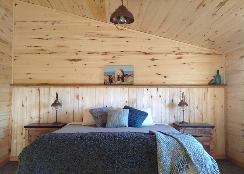 guest room in the inn at churchill wild