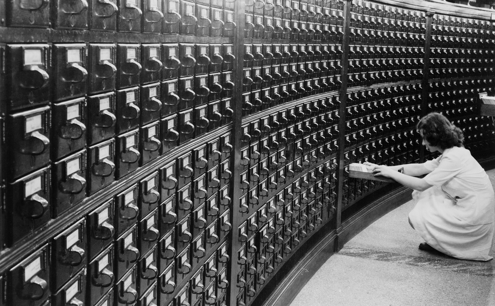 National Book Festival, Giant Typewriter, Book Factory Pics & More: Endnotes 04 August