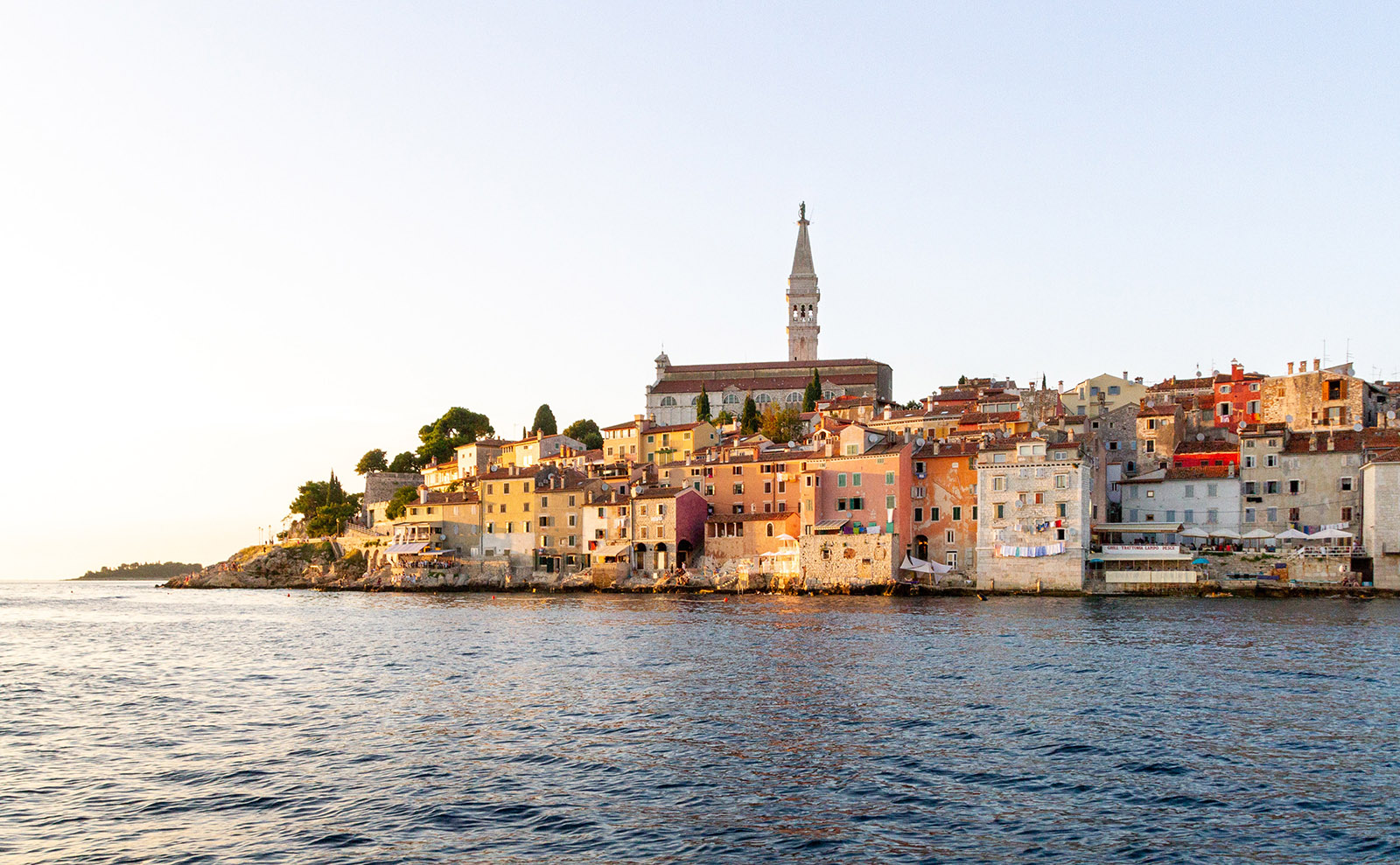 Rovinj, WWII Love Notes, Rye Madness, the Brain on Fiction & More: Endnotes 19 March