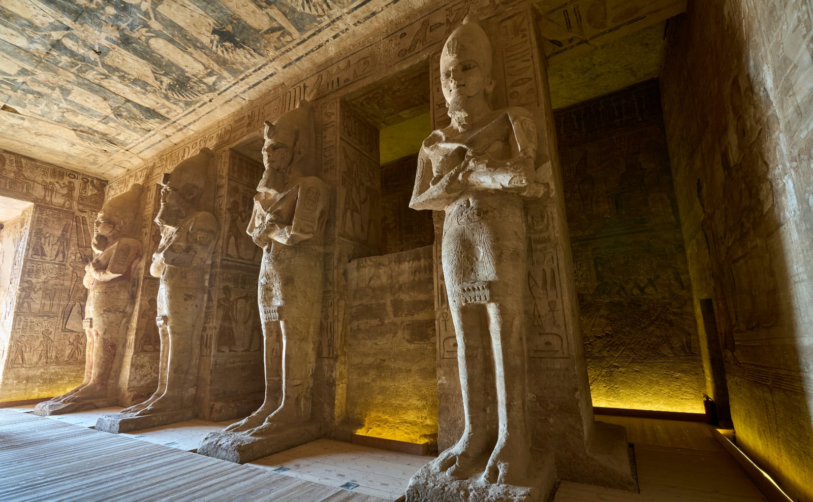 Ancient Egypt, Breaking in Books, Solo Travel, Sister Stories & More: Endnotes 02 May