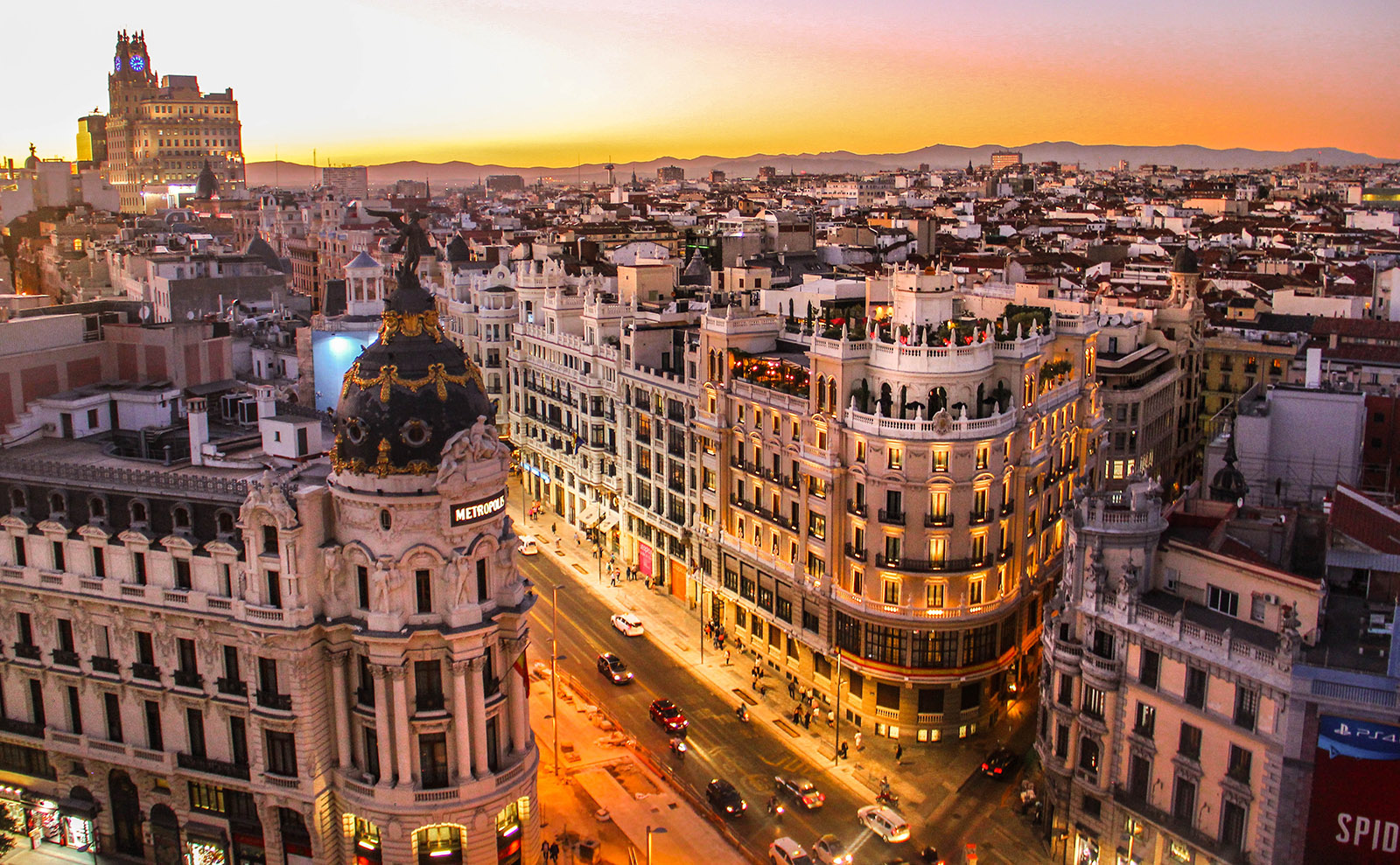 Madrid, Holbein Exhibit, Dickinson's Inner Space, Gothic Novels & More: Endnotes 01 April