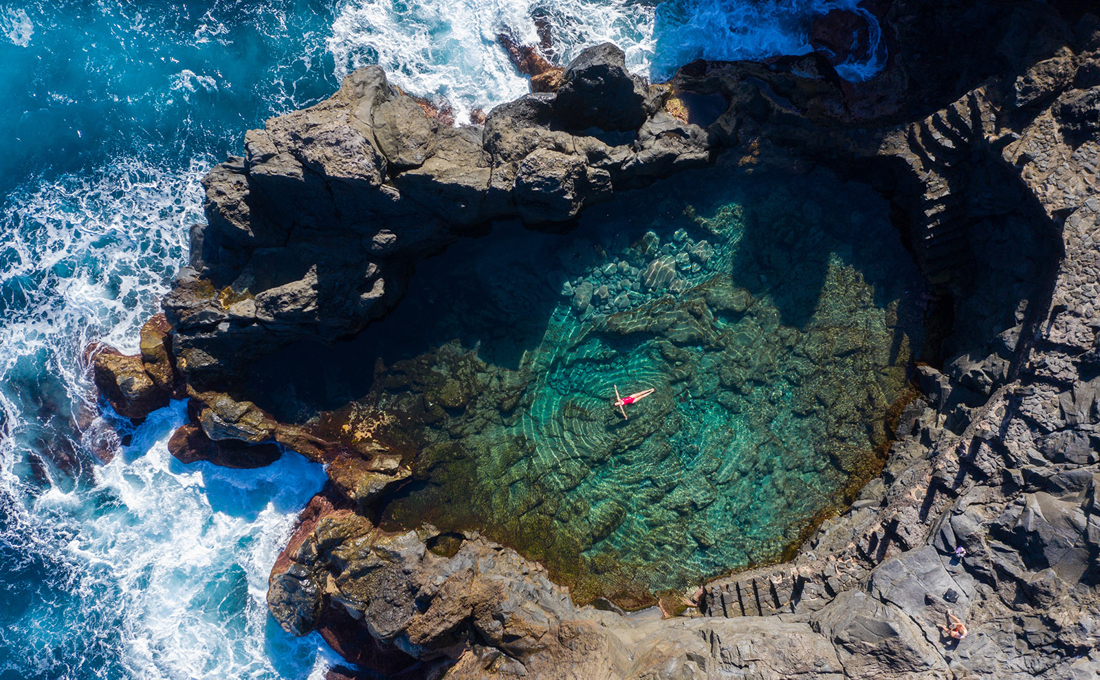 Tenerife, Goblin Words, Paris Landmarks, Book Hoarding, Yetis & More: Endnotes 11 August