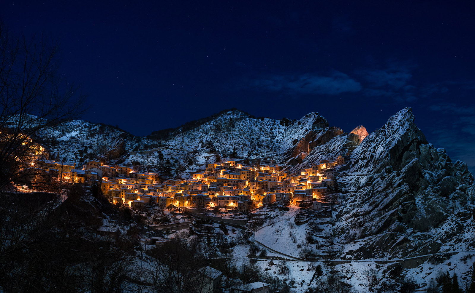 Castelmezzano, Anne Frank, Reading Goals, European Cities & More: Endnotes 21 January