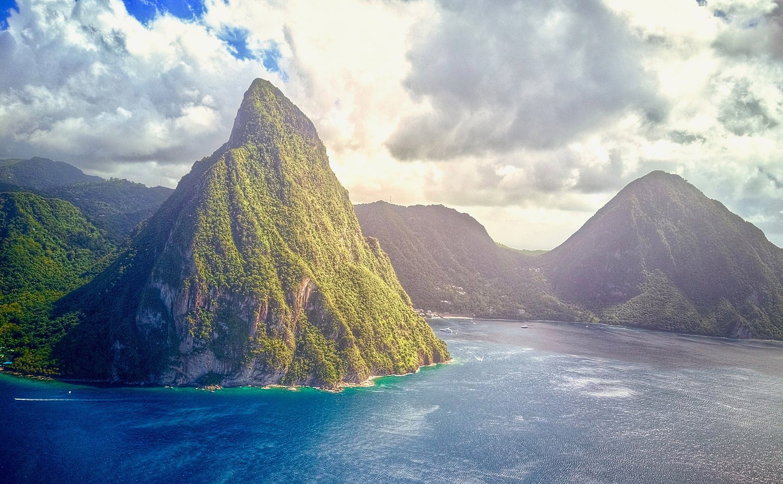 St. Lucia, Peter Rabbit, Roadside Attractions, Book Dresses & More: Endnotes 02 June