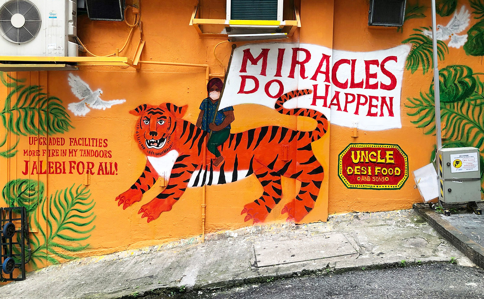 Hong Kong, Period Dramas, Fancy Coffee, Rut-Busting Reads & More: Endnotes 07 May