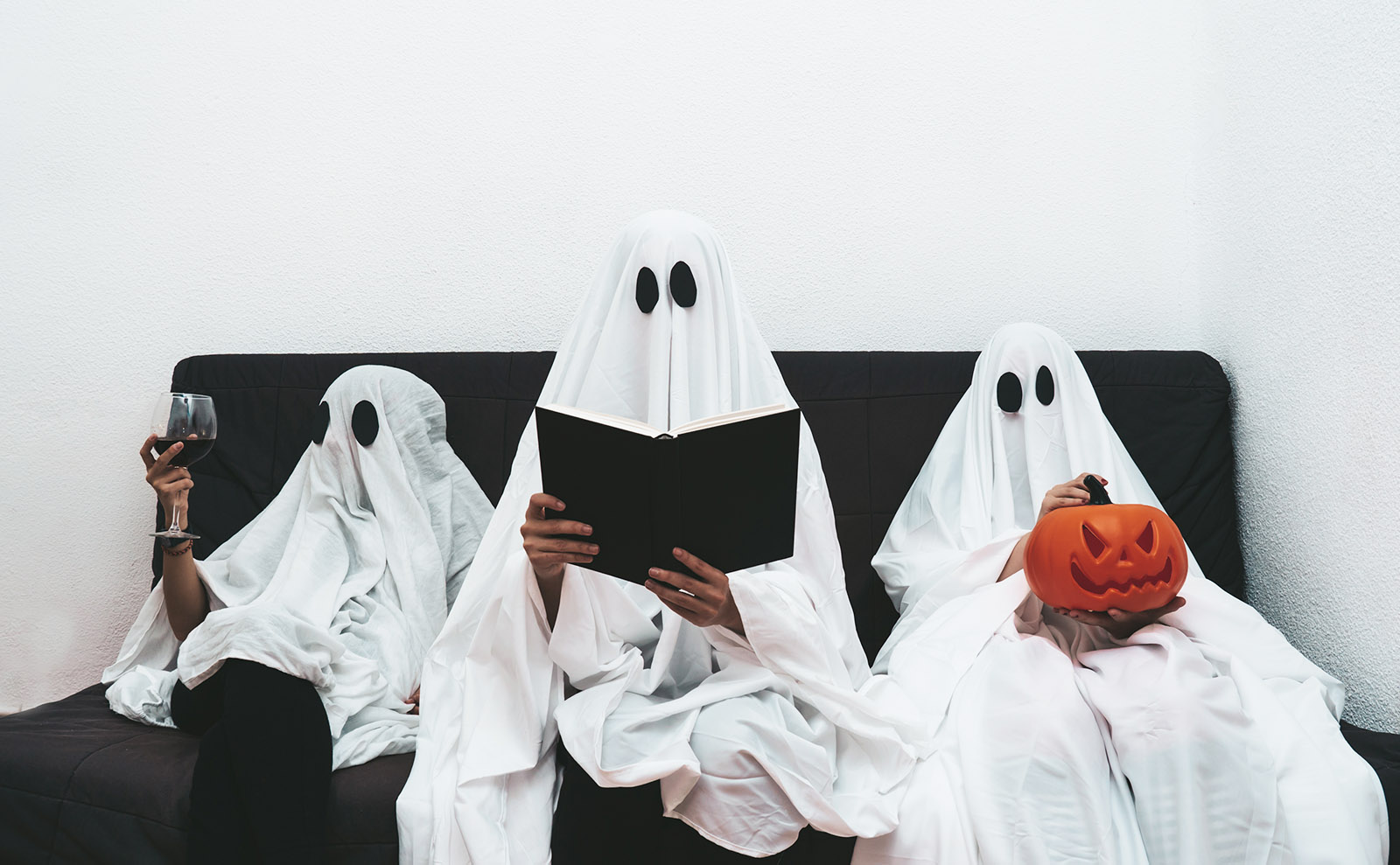 Halloween Treats, Old English Insults, Hans Holbein & More: Endnotes 29 October