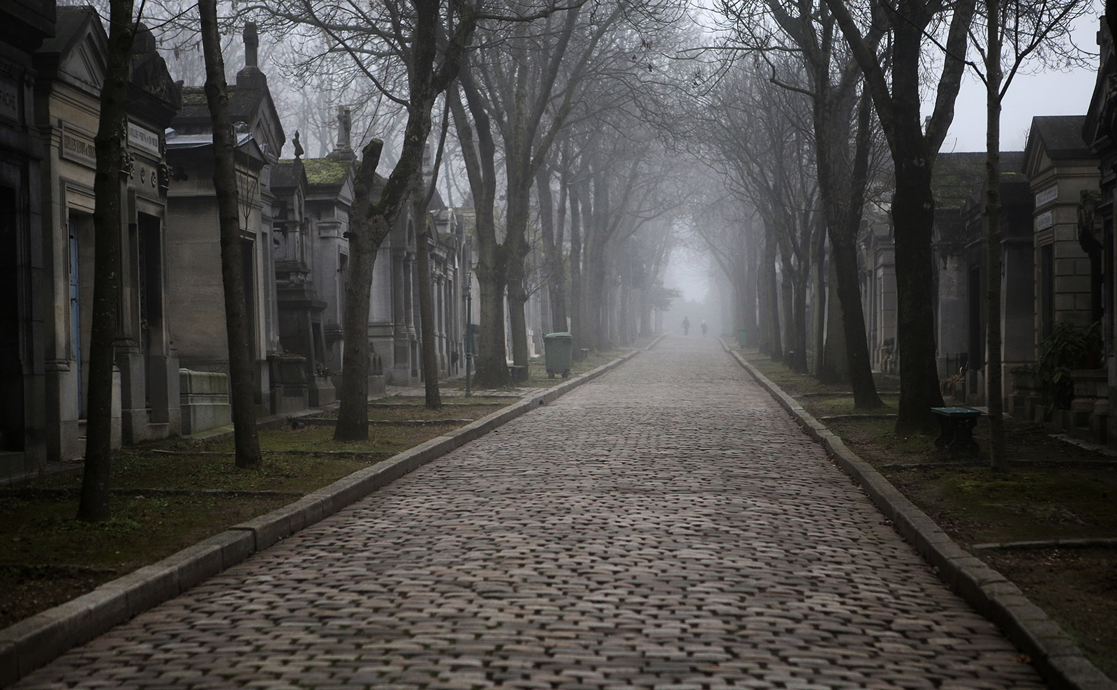 Père Lachaise, the Real Manderley, Mary Shelley, Postcard Art & More: Endnotes 23 October