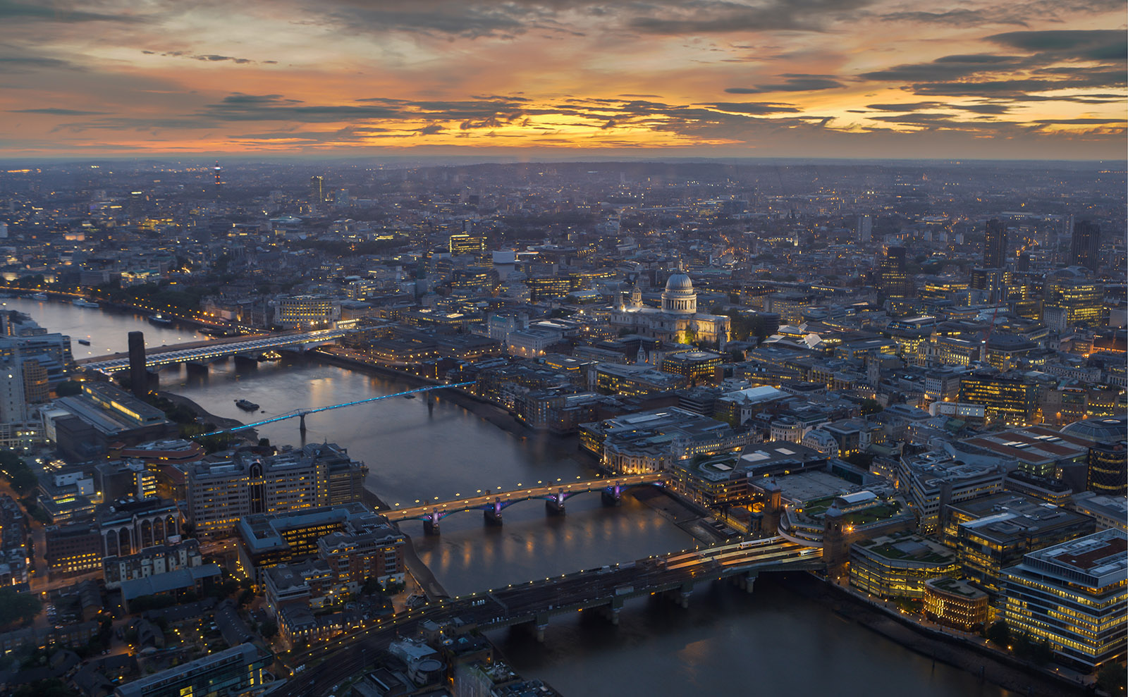 5 Unputdownable Novels Set in London