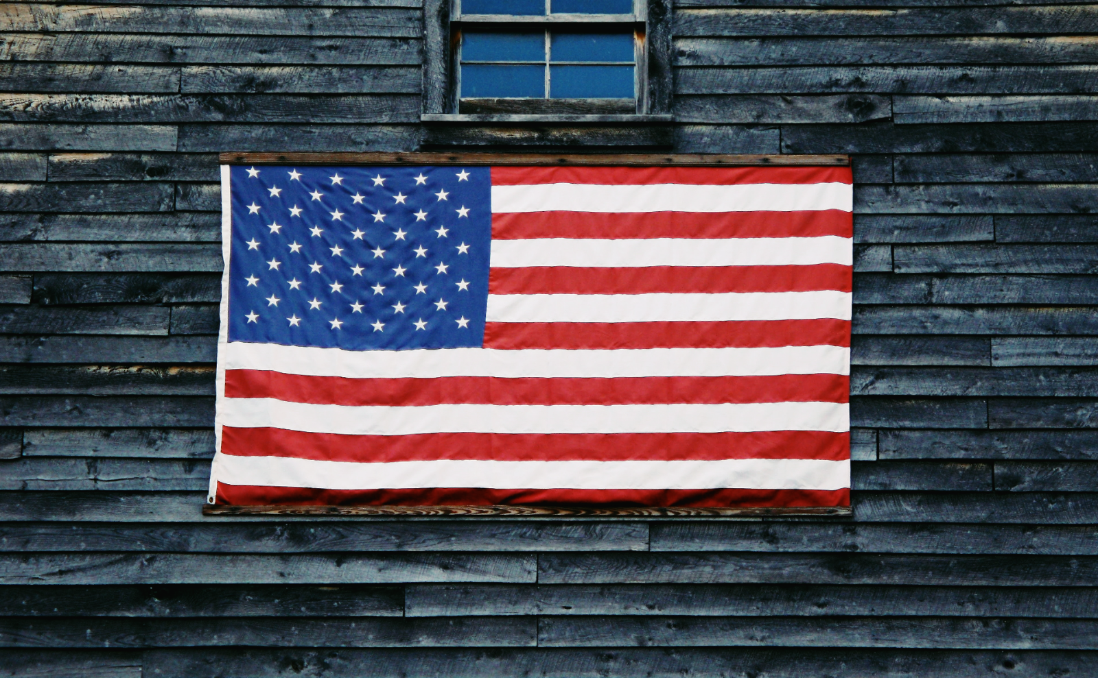 Read Across the Country with 'United Books of America'