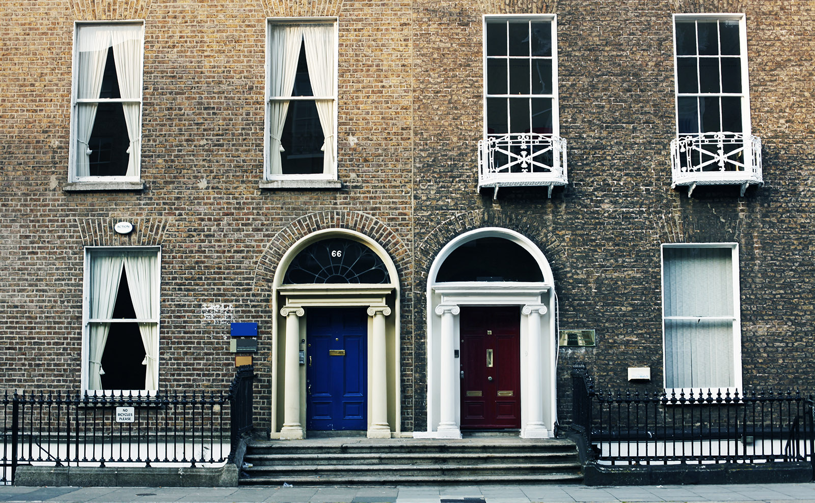 Meet Three Heroines with Moxie in 1918 Dublin in 'The Pull of the Stars'