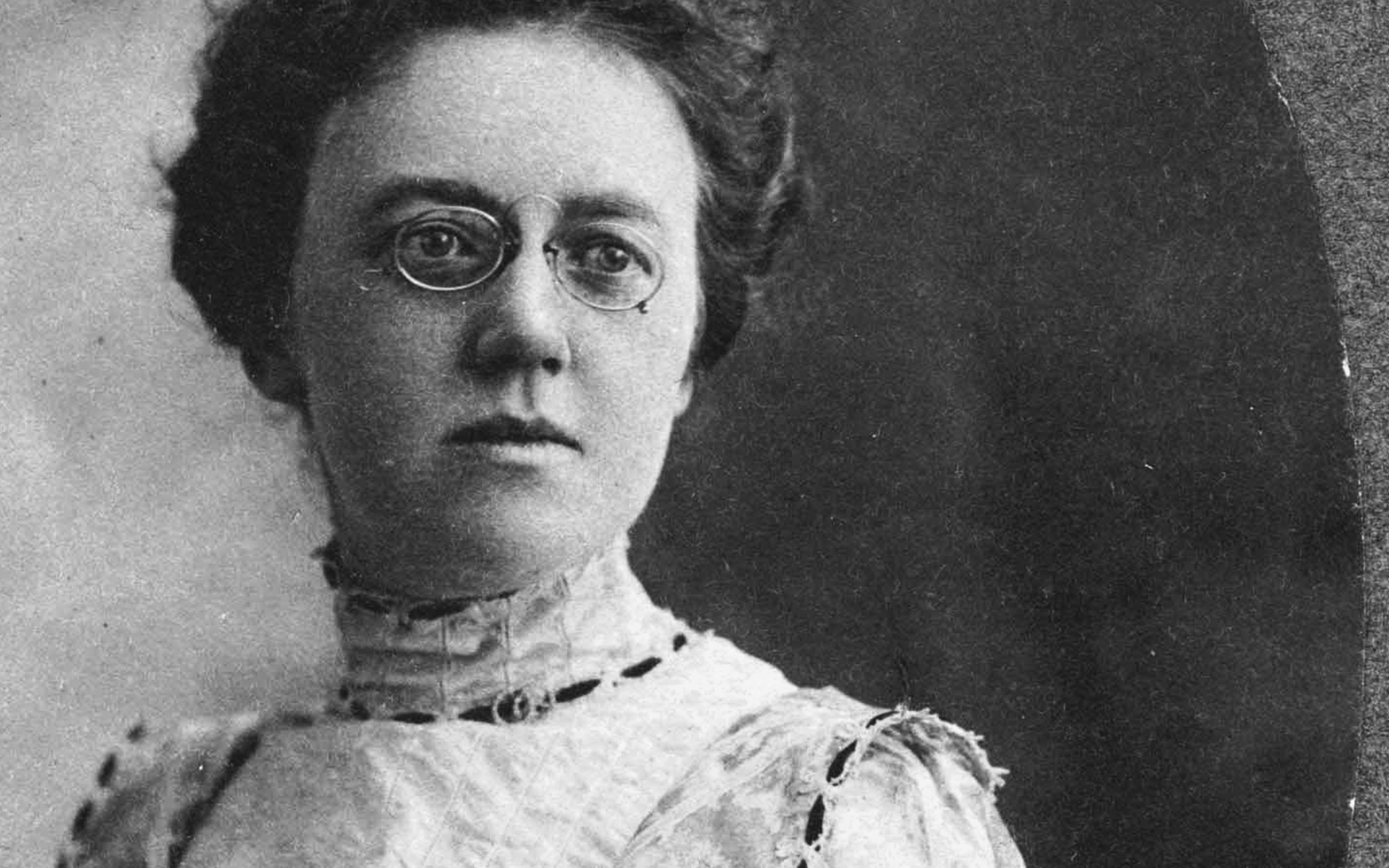 black and white photo of mary kingsbury