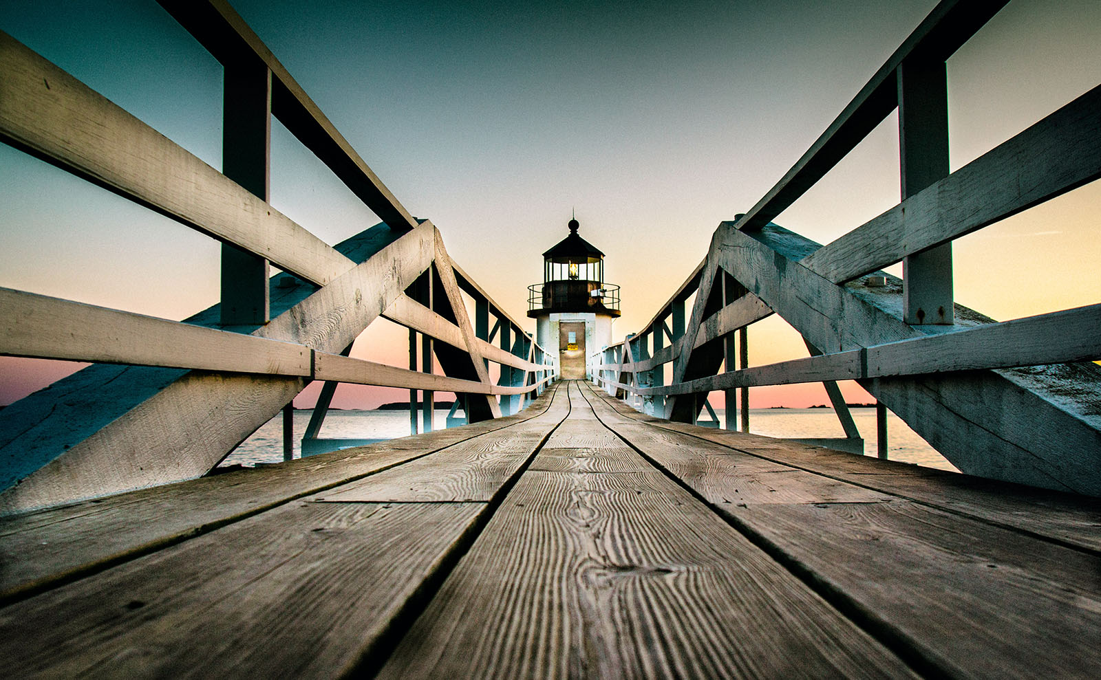 SSoP Podcast Episode 52 — Maine: Lighthouses, Lobster Rolls, and the King of Horror