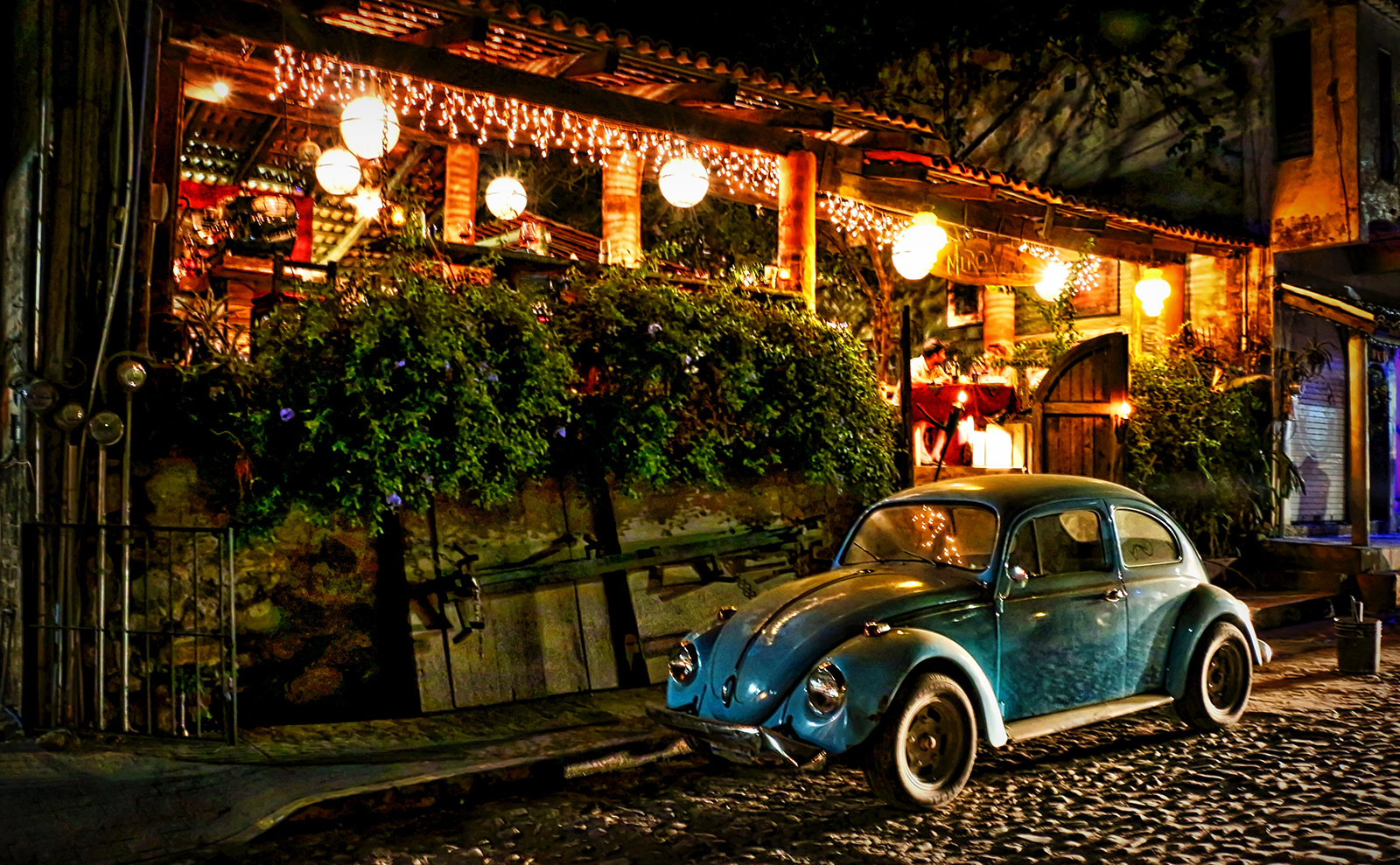 8 Novels That Celebrate the Culture and the Beaches of Mexico