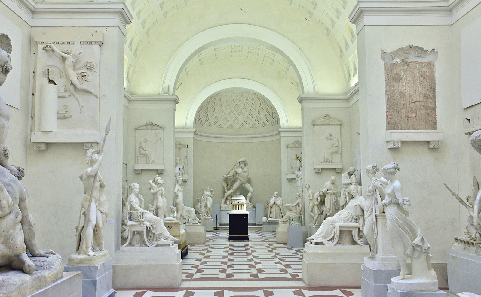 11 Delightful Books Set in Museums That Take you Behind the Scenes