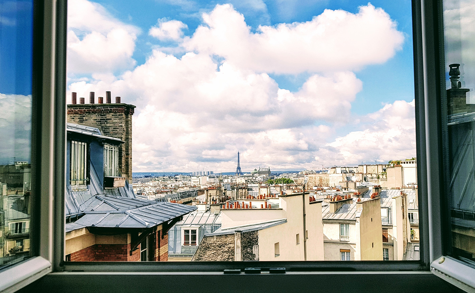 Ah, Paris! Love, Romance, Books, and Danger with 'The Bookseller'