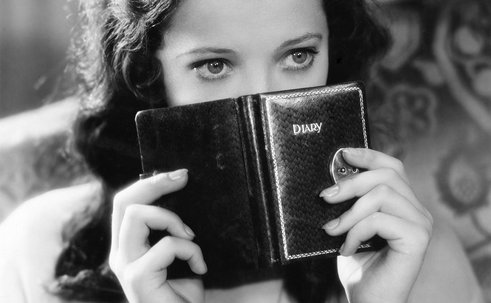 16 Gripping Novels That Feature Diaries, Journals, and a Strong Sense of Place