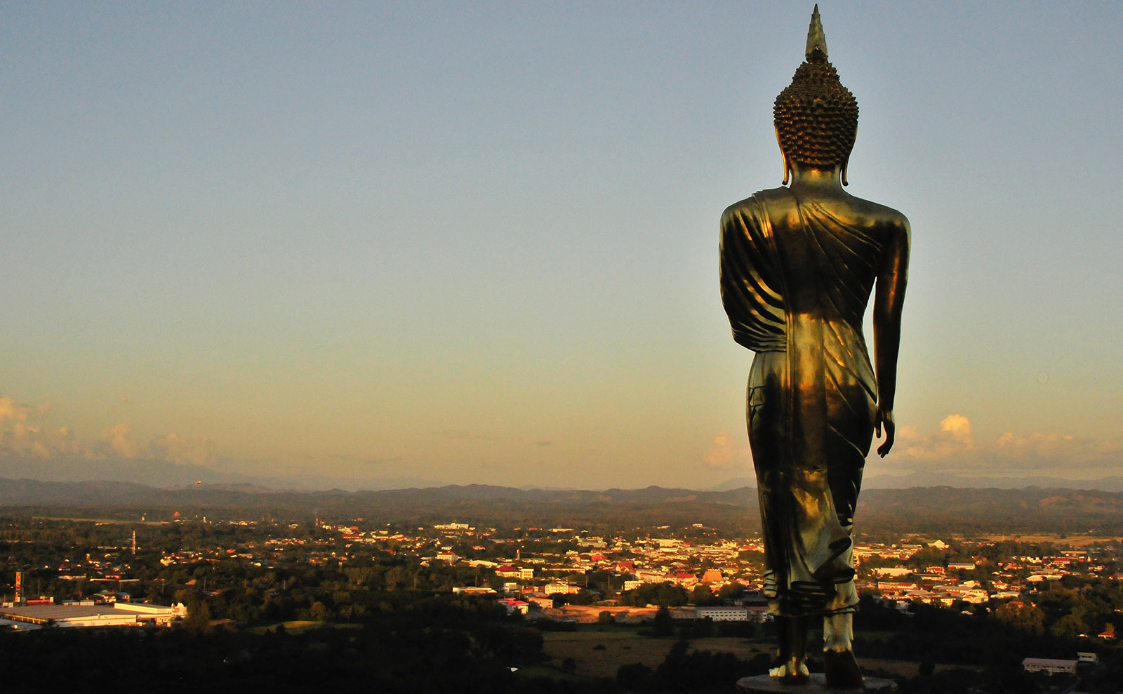 13 Beautiful and Delicious Reasons You Should Visit Thailand ASAP